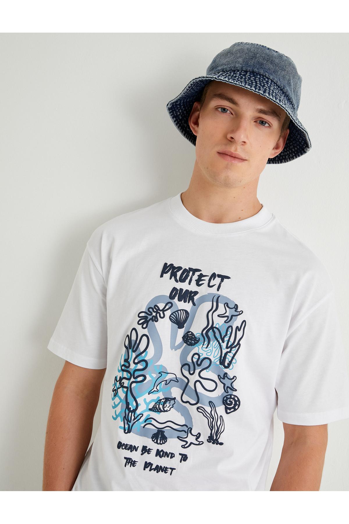 یقه خدمه آستین کوتاه چاپ تیشرت بزرگ