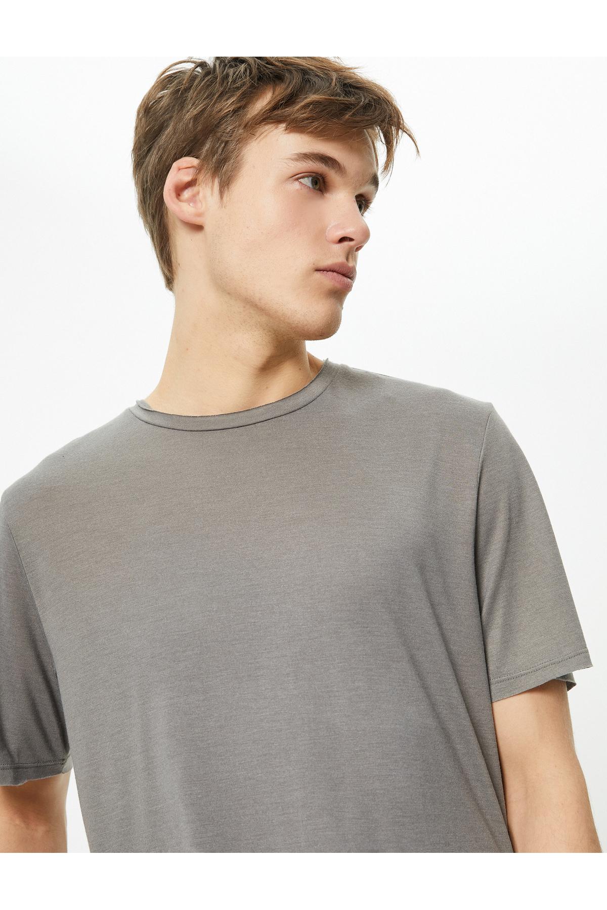 تیشرت پایه یقه خدمه آستین کوتاه ویسکوز ترکیبی