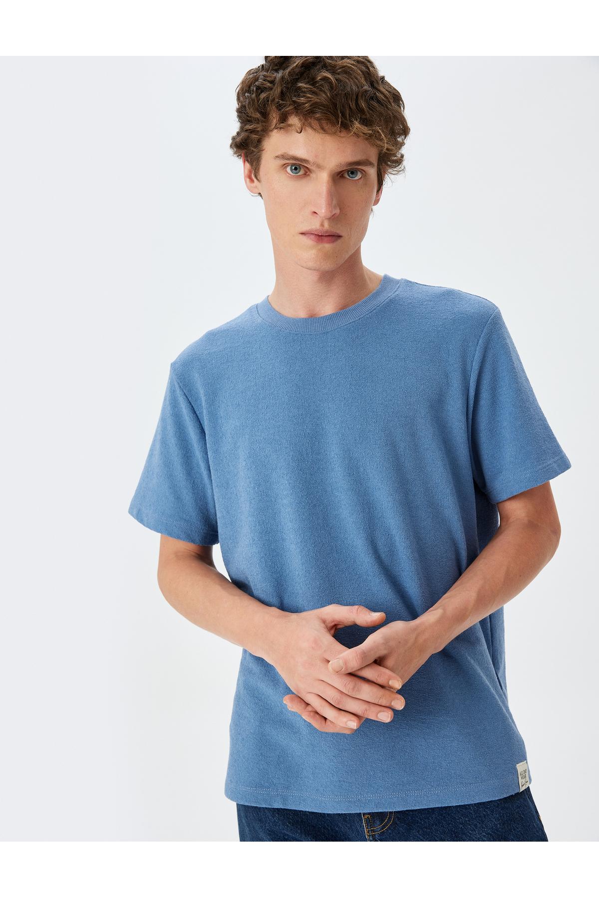 لیبل آستین کوتاه یقه دوچرخه به تفصیل T -Shirt