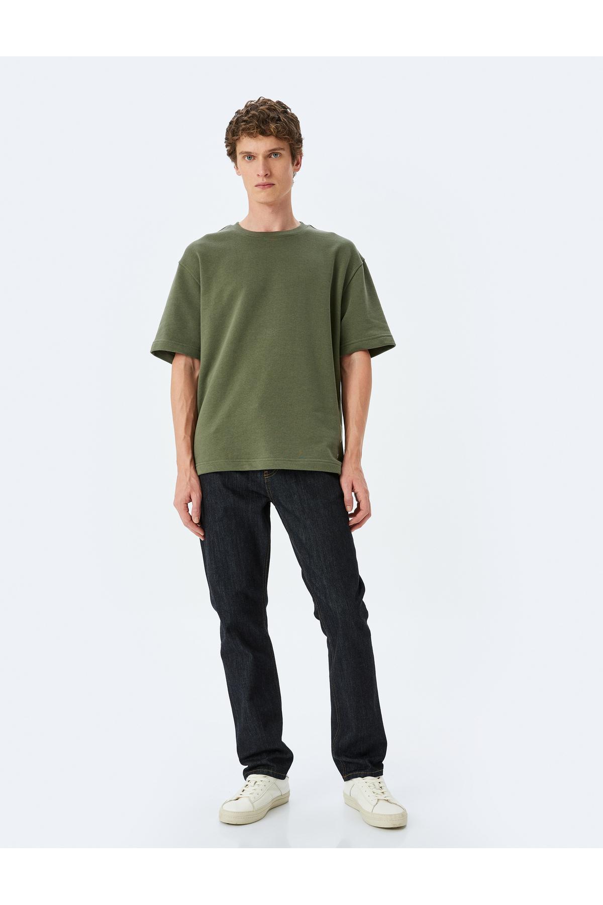 تیشرت با یقه کوتاه آستین کوتاه پنبه ای با شعار چاپ شده در سایز بزرگ